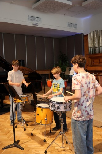 Výchovné koncerty a výtv. dílny pro MŠ a ZŠ