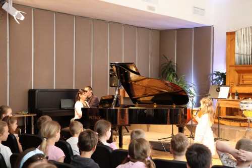 Výchovné koncerty a výtv. dílny pro MŠ a ZŠ