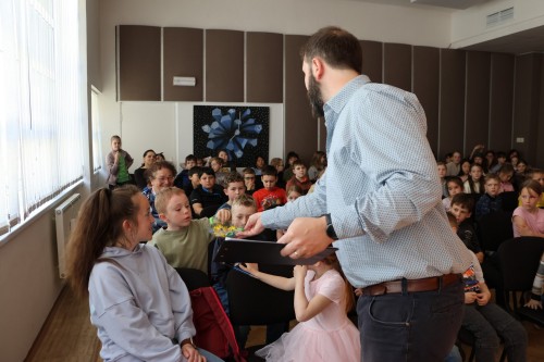 Výchovné koncerty a výtv. dílny pro MŠ a ZŠ