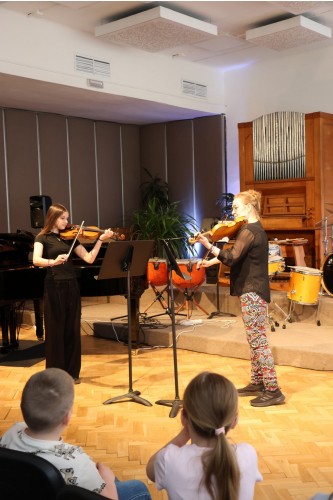 Výchovné koncerty a výtv. dílny pro MŠ a ZŠ