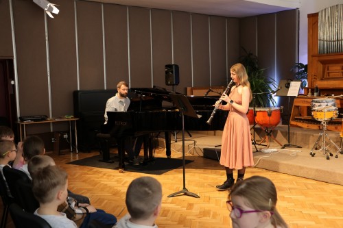 Výchovné koncerty a výtv. dílny pro MŠ a ZŠ