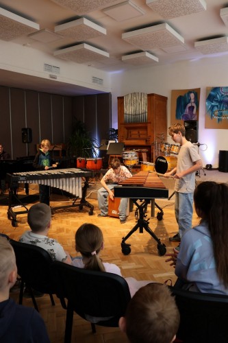 Výchovné koncerty a výtv. dílny pro MŠ a ZŠ