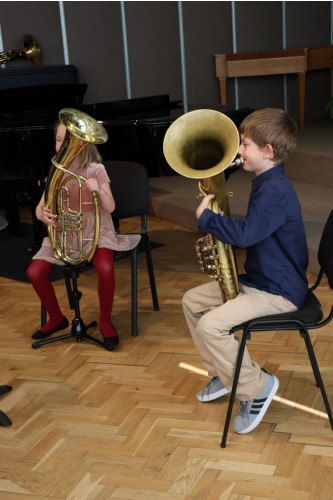Koncert flétnové a klávesové třídy Zuzany Iljaševy a hornové třídy Štěpána Jasenovce