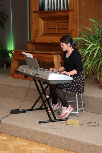 Koncert flétnové a klávesové třídy Zuzany Iljaševy a hornové třídy Štěpána Jasenovce