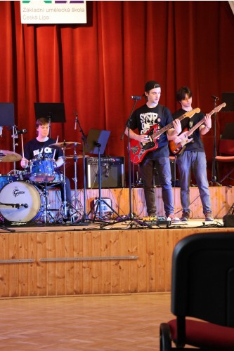 Rozlučkový koncert Matěje Komárka