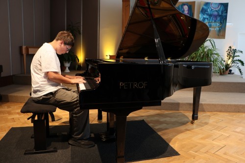 ZÁVĚREČNÝ KONCERT KLAVÍRNÍHO ODDĚLENÍ