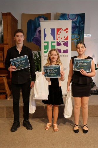 Okresní kolo soutěže UR ZUŠ a MŠMT - Komorní hra s převahou dech. nástrojů - vyhlášení