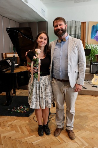 Absolventský koncert Natálie Chárové a Terezy Švarcové