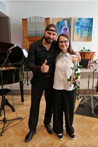 Absolventský koncert Natálie Chárové a Terezy Švarcové