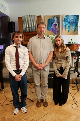 1. ABSOLVENTSKÝ KONCERT ŽÁKŮ