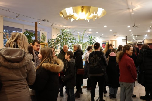 UMĚNÍ OTEVÍRÁ DUŠI - vernisáž výstavy výtvarného ateliéru Aleny Skokanové