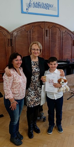 Karlovarský skřivánek - celostátní kolo pěvecké soutěže