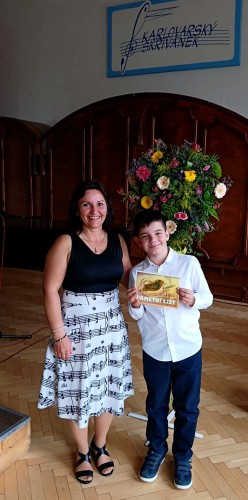 Karlovarský skřivánek - celostátní kolo pěvecké soutěže