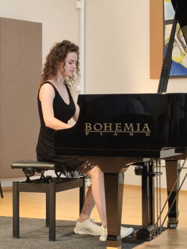 Koncert klavírní třídy Šimona Chvojky