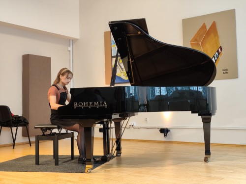 Koncert klavírní třídy Šimona Chvojky