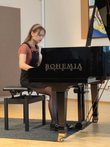 Koncert klavírní třídy Šimona Chvojky