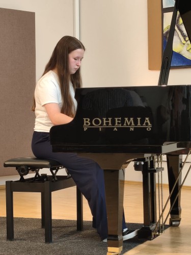 Koncert klavírní třídy Šimona Chvojky