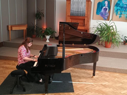 Koncert klavírní třídy Taťjany Solodovnikove