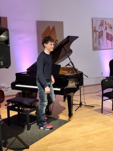 Koncert klavírní třídy J. Zlatušky a violoncellové a kytarové třídy A. Palduse