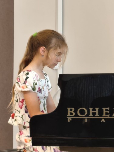 Koncert klavírní třídy Šimona Chvojky