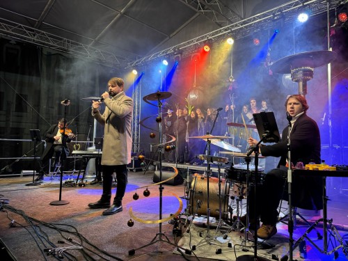 Vystoupení DPS Talent s Josefem Vágnerem a kapelou