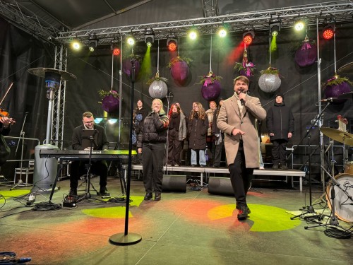 Vystoupení DPS Talent s Josefem Vágnerem a kapelou