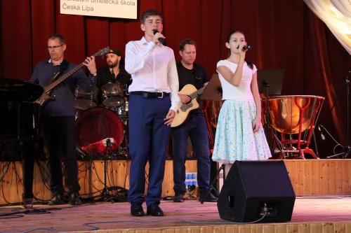 ZÁVĚREČNÝ KONCERT ŽÁKŮ