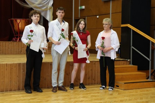 Slavnostní předání absolventských vysvědčení