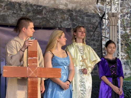 DPS Talent na pálení čarodějnic "Drákulův hrad"