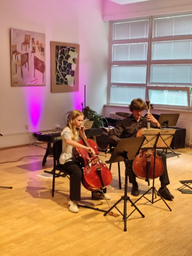 Koncert klavírní třídy J. Zlatušky a violoncellové a kytarové třídy A. Palduse