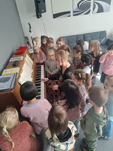 ZUŠBERK - zábavná prohlídka ZUŠ pro školy