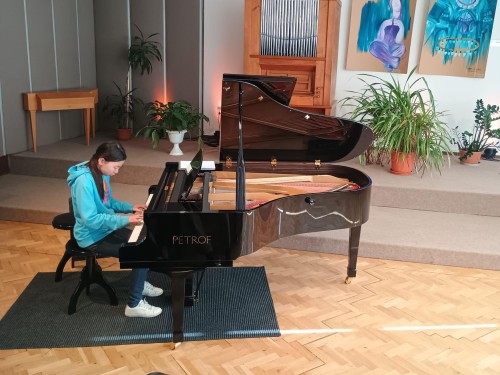 Koncert klavírní třídy Taťjany Solodovnikove