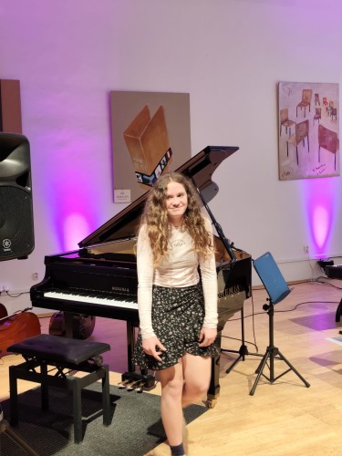 Koncert klavírní třídy J. Zlatušky a violoncellové a kytarové třídy A. Palduse