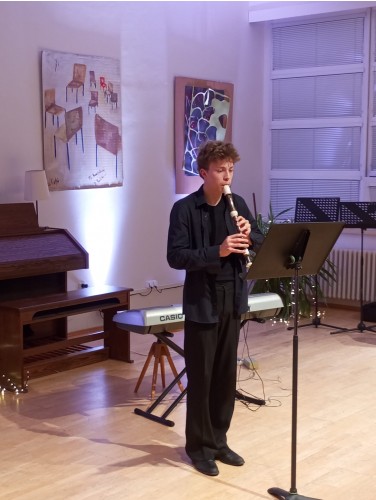 Vánoční koncert flétnové a klávesové třídy Zuzany Iljaševy a flétnové třídy Kateřiny Mauserové