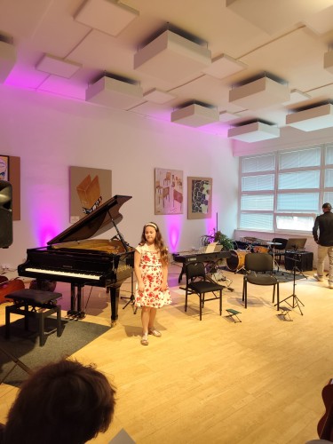 Koncert klavírní třídy J. Zlatušky a violoncellové a kytarové třídy A. Palduse