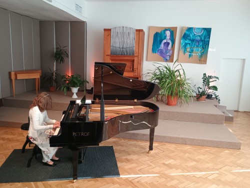 Koncert klavírní třídy Taťjany Solodovnikove