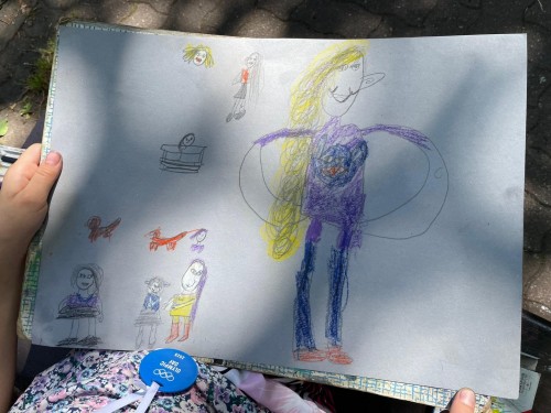 Výtvarníci ateliéru Lucie Medřické v městském parku