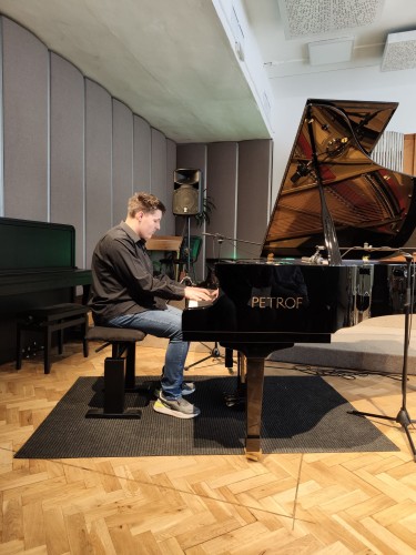 Koncert jazzového klavíru