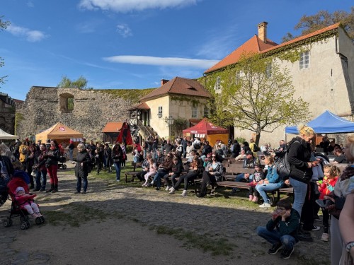 DPS Talent na pálení čarodějnic "Drákulův hrad"